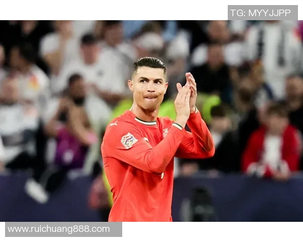 葡萄牙足球明星的生日庆祝活动与传奇生涯回顾 葡萄牙足球明星的生日庆祝活动与传奇生涯回顾