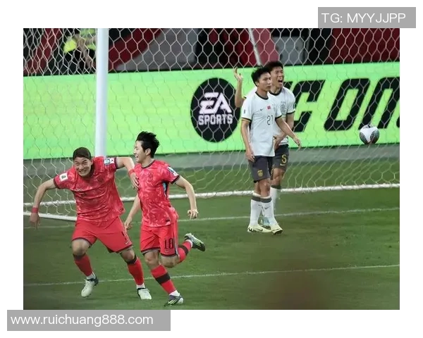 2010东亚杯中国队与韩国队激战回顾与精彩瞬间分析